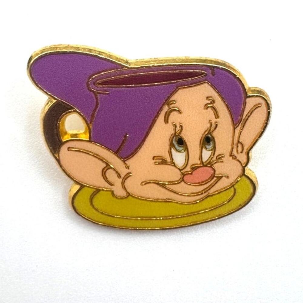 Disney Stylized Princess Tea Sets Snow White Dopey Tea Cup Sidekick Pin